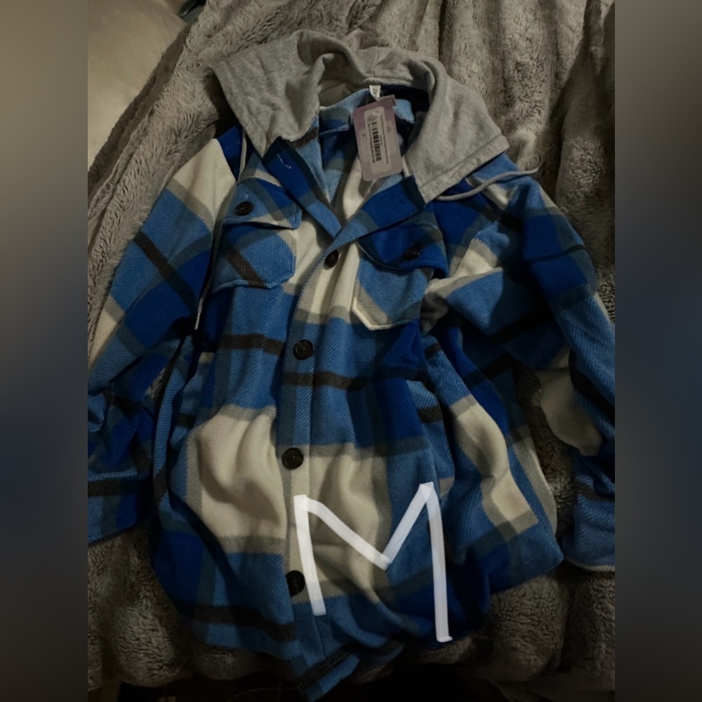 Brand new fleece shacket with hood